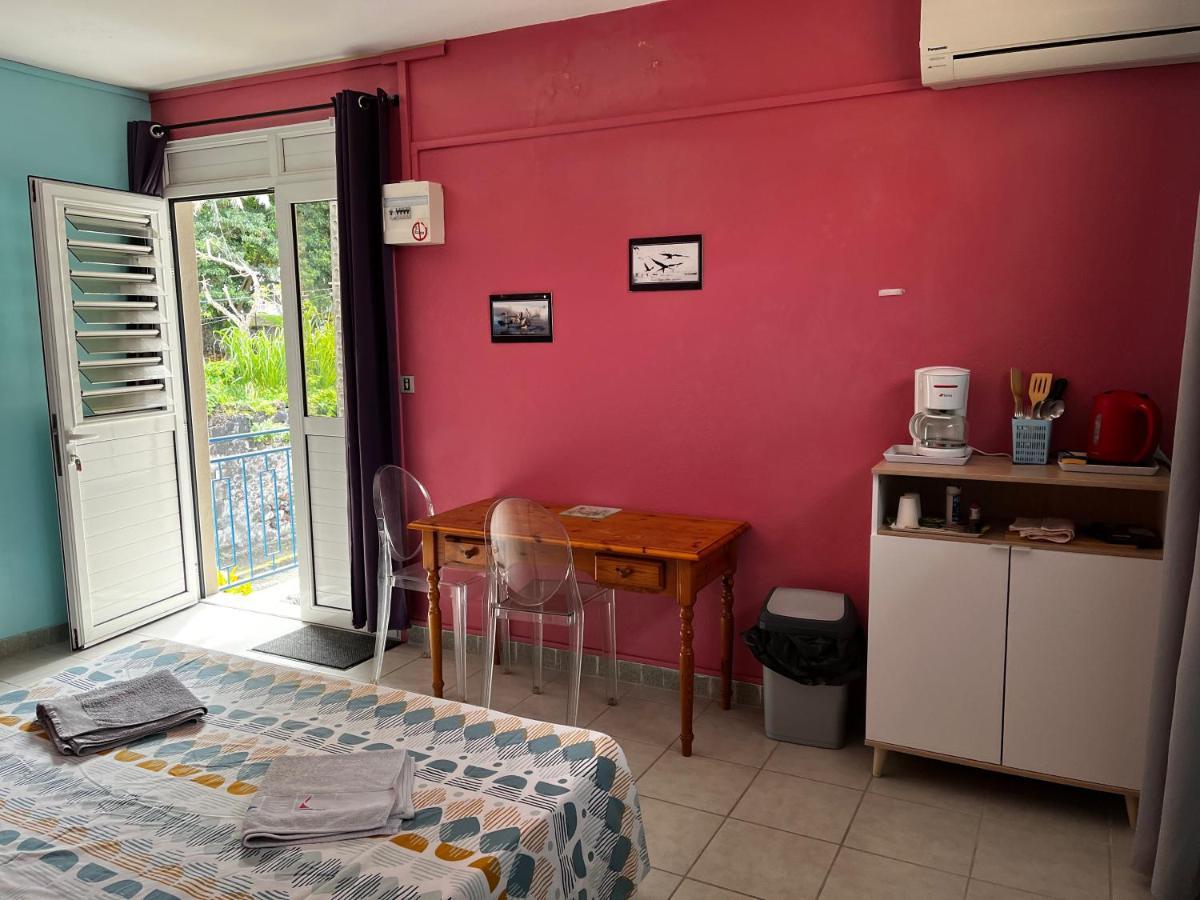 Ferienwohnung L'Escale Du Mouillage Saint-Pierre Exterior foto