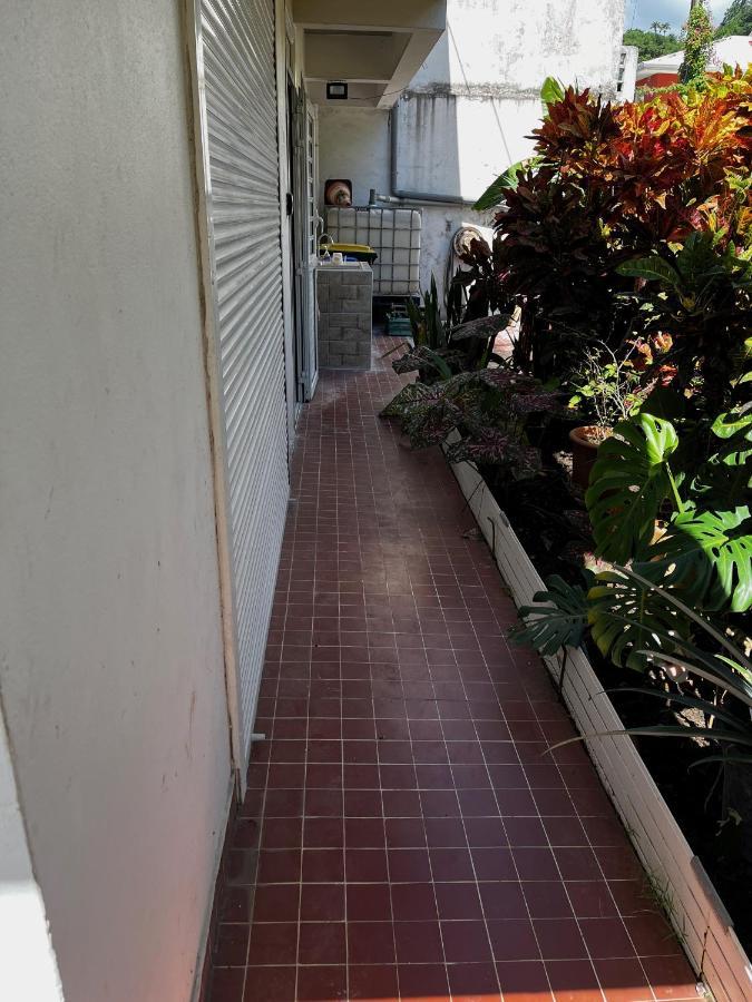 Ferienwohnung L'Escale Du Mouillage Saint-Pierre Exterior foto