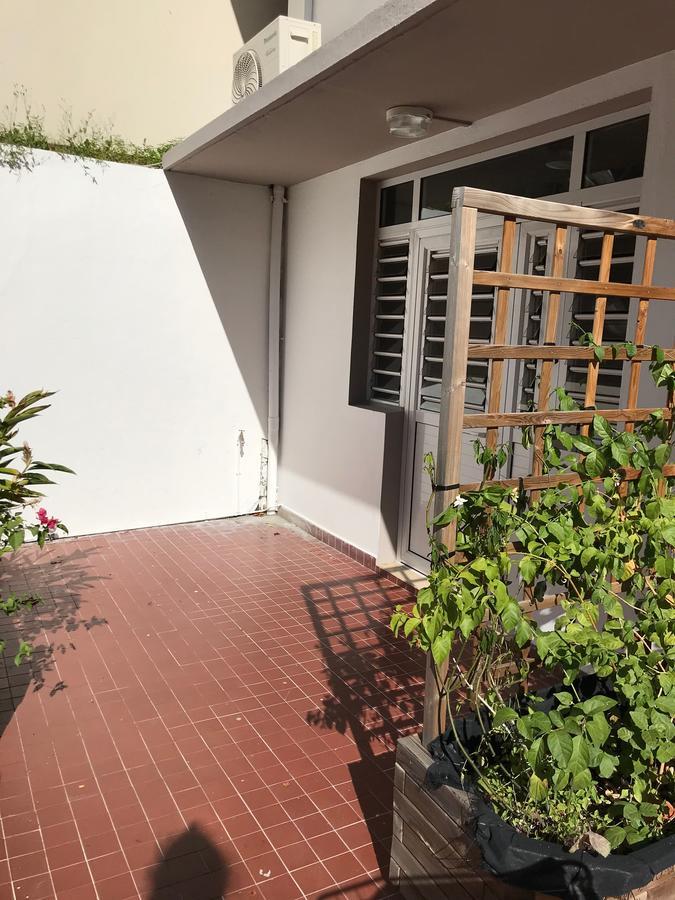 Ferienwohnung L'Escale Du Mouillage Saint-Pierre Exterior foto
